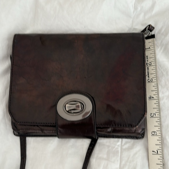 Danier Italian Leather crossbody Bag Brown Colour - Picture 9 of 10